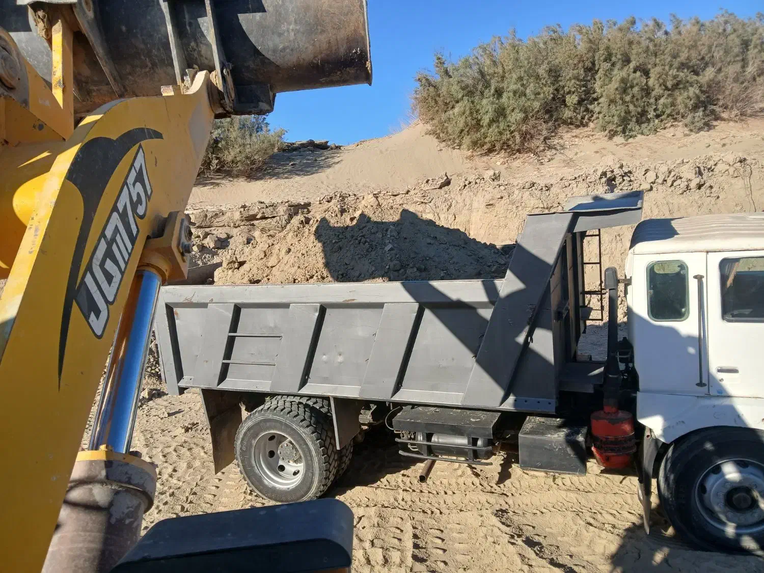 حمل شن ماسه ریگ نخاله|خدمات حمل و نقل|زابل, |دیوار