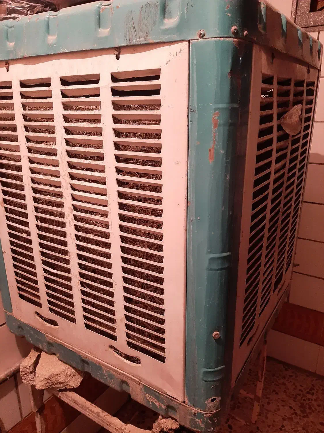 کولر ابی|کولر آبی|ایذه, |دیوار