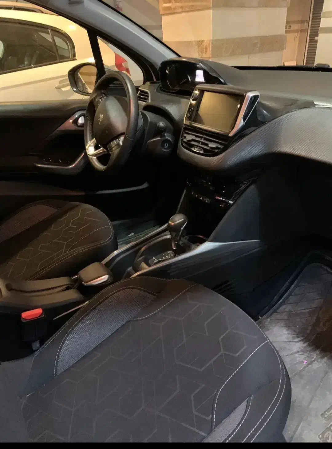 پژو ۲۰۰۸مدل ۹۸|خودرو سواری و وانت|تبریز, |دیوار