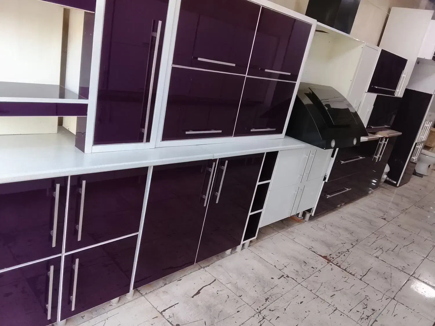 کابینت هایگلاس دورنگ شش متری درحد|مصالح و تجهیزات ساختمان|سیرجان, |دیوار