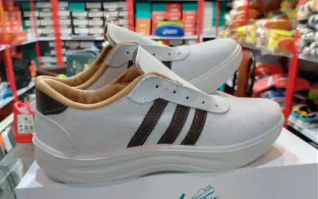 کفش کتونی ۴۵ اکبند|کیف، کفش، کمربند|تهران, افسریه جنوبی|دیوار