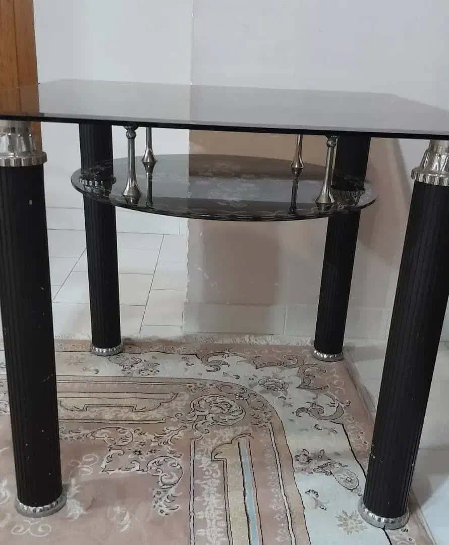 میزناهارخوری همراه ۲صندلی|میز و صندلی غذاخوری|رشت, حافظ آباد|دیوار