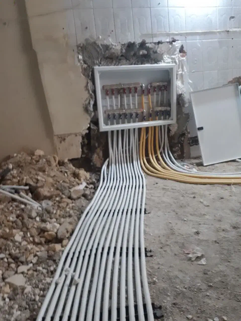 لوله کشی اب.  فاضلاب. پکیج وتعمیرات|خدمات پیشه و مهارت|خرم‌آباد, |دیوار