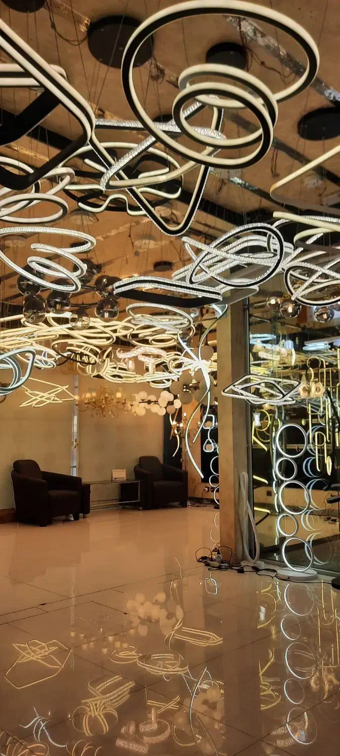 کارگر ساده جهت کار در لوستر فروشی|استخدام صنعتی، فنی، مهندسی|تهران, فردوسی|دیوار