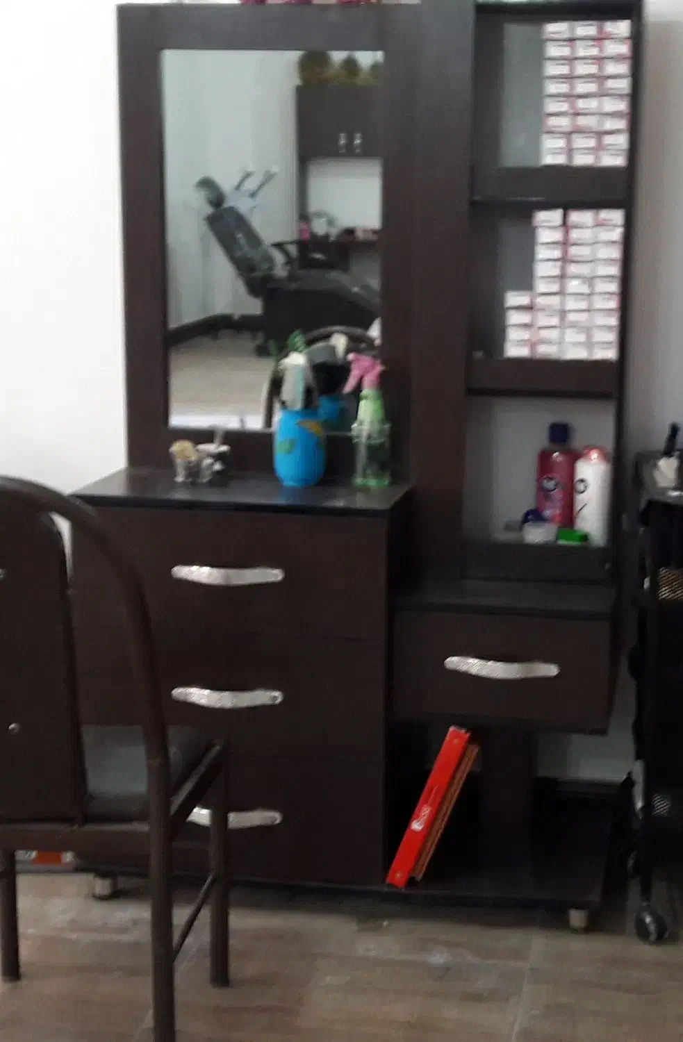 وسایل آرایشگاهی|مبلمان اداری|سیرجان, |دیوار