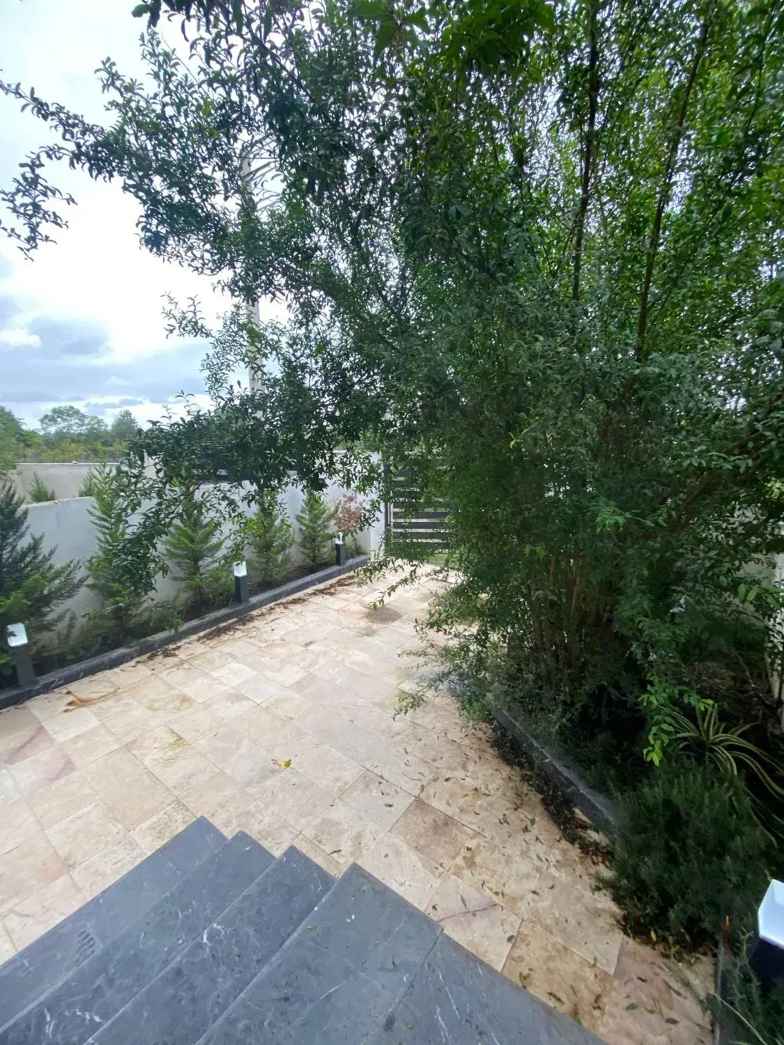 بایه چمدون لباس وارد ویلای خودت شو|فروش خانه و ویلا|چمستان, |دیوار