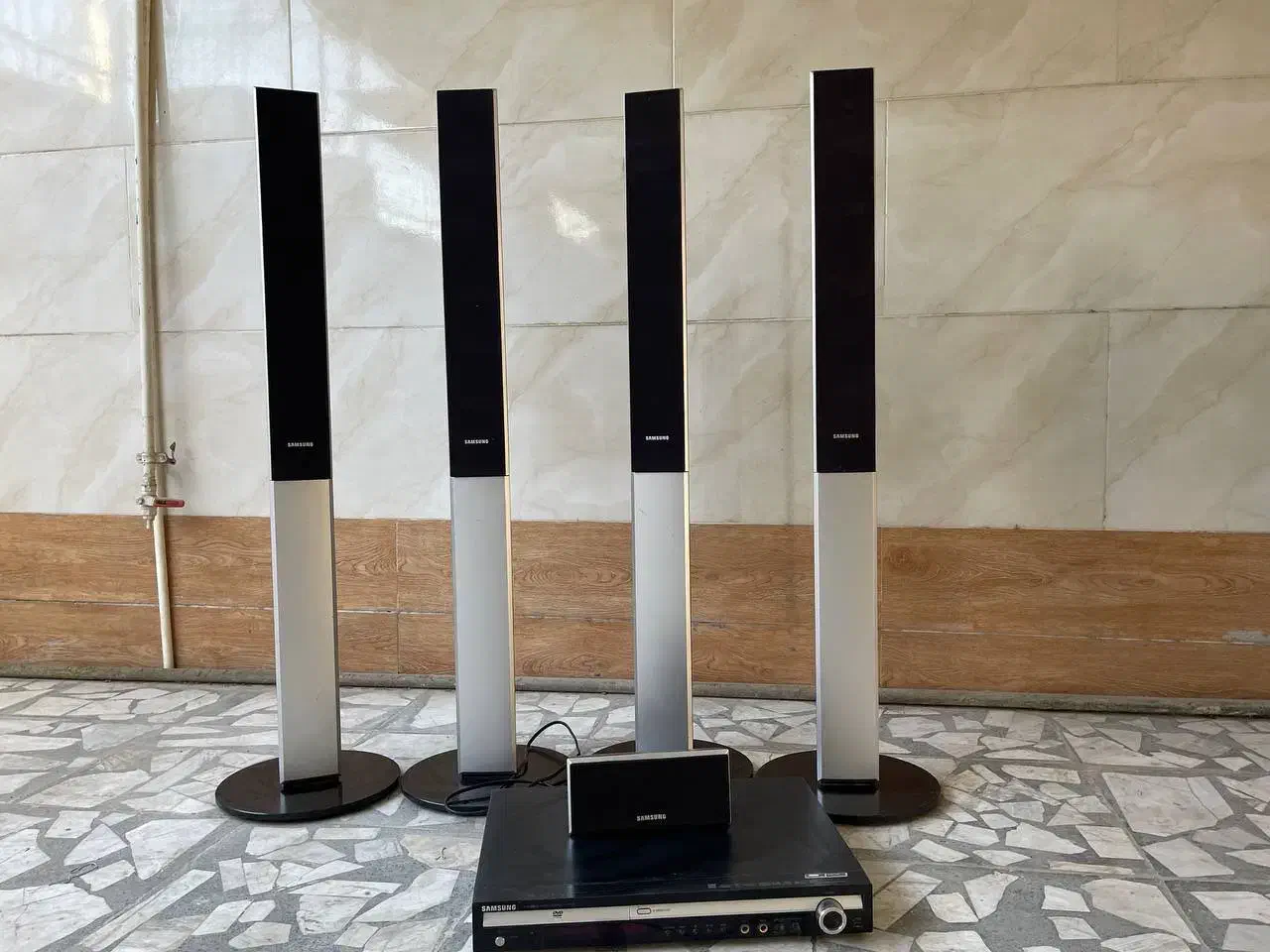 سینما خانگی با چهار باند در حد نو|سیستم صوتی خانگی|بابل, |دیوار