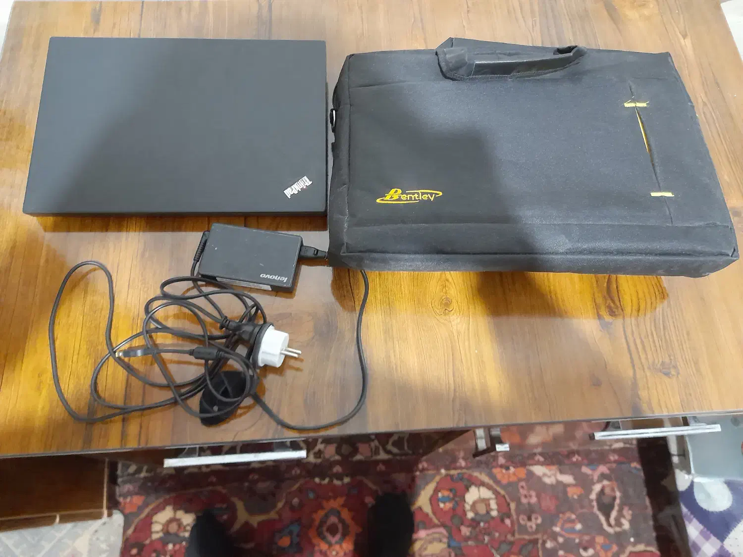 یک‌عددلپ‌تاب‌‌بایک‌عددکیف‌لپ‌تاب|رایانه همراه|نجف‌آباد, شهید رجایی|دیوار