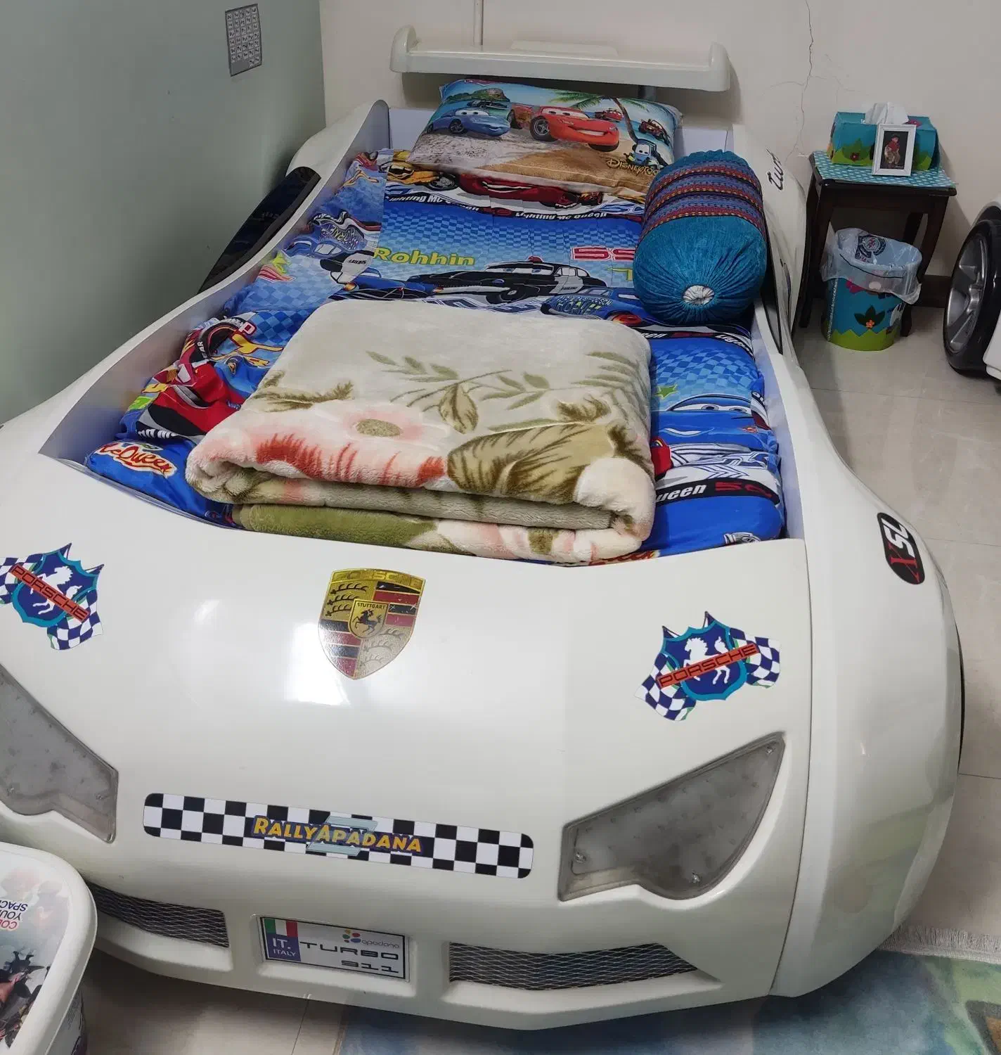 سرویس خواب آپادانا|تخت و سرویس خواب|ری, جوانمرد قصاب|دیوار