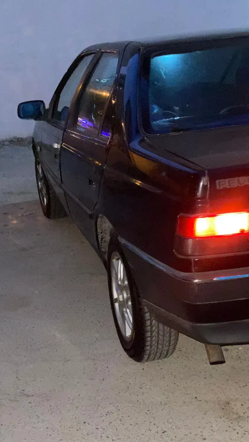 405مشکی آبنوس|خودرو سواری و وانت|بندرعباس, |دیوار