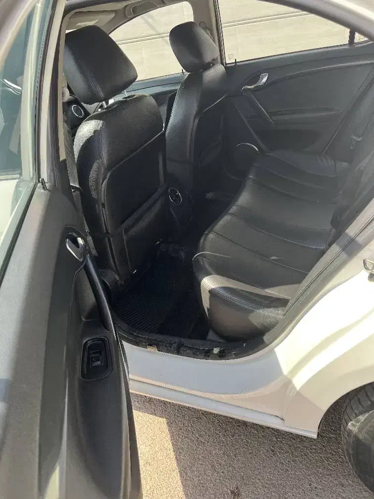 جک جی5مدل93|خودرو سواری و وانت|سیرجان, |دیوار