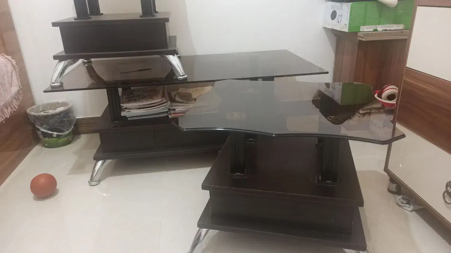 میز جلو مبلی ودو عدد عسلی|مبلمان خانگی و میز عسلی|شیروان (خراسان), |دیوار