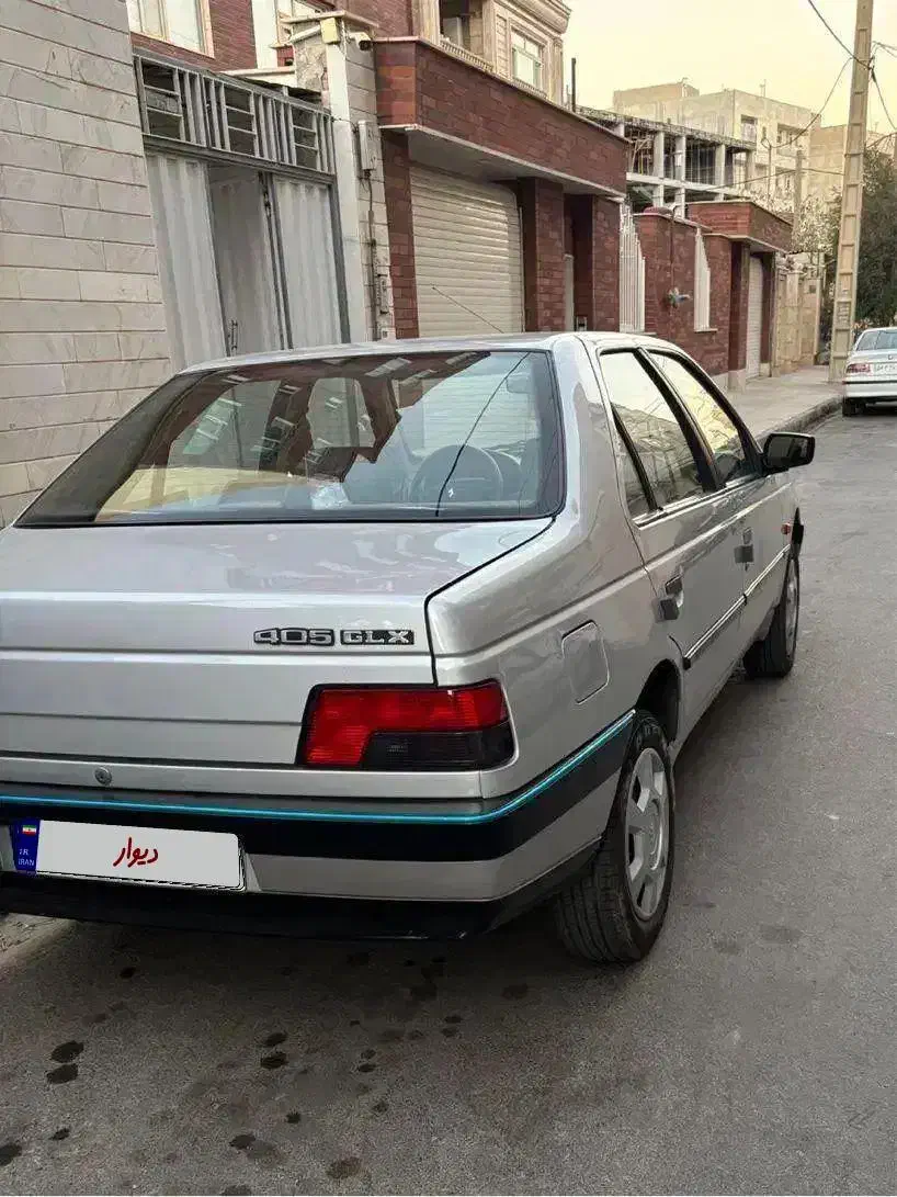 پژو ۴۰۵ مدل ۹۳|خودرو سواری و وانت|ساوه, |دیوار