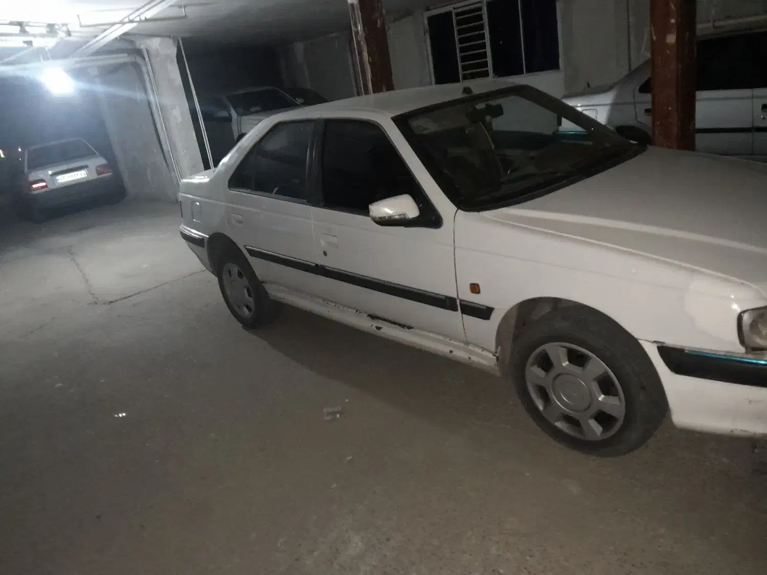 پارس سفید مدل۹۵ داخل کابین ۱۴۰۰ موتر xu7|خودرو سواری و وانت|جیرفت, |دیوار