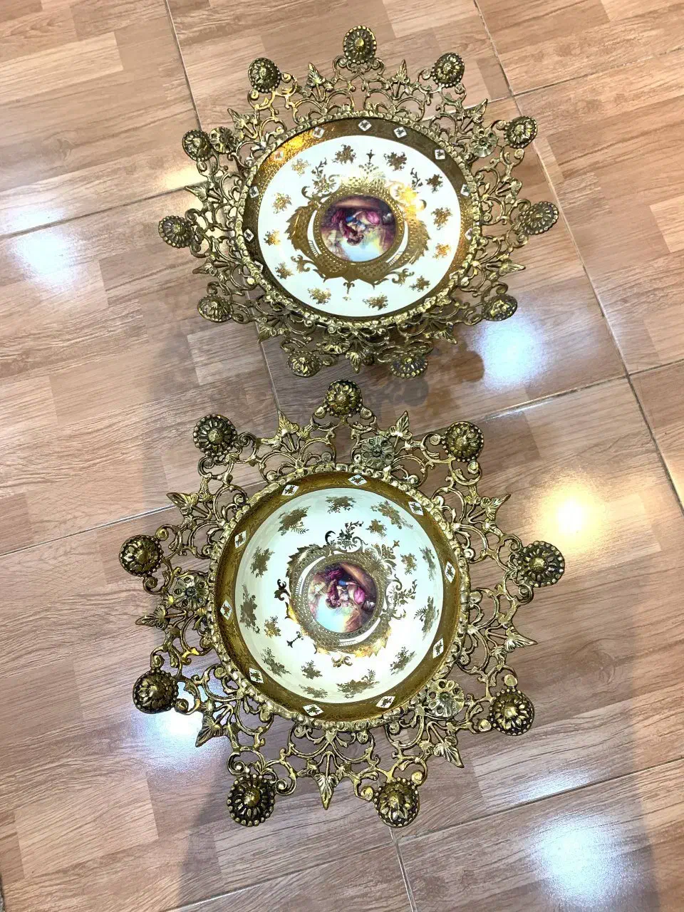 برنج آنتیک|کلکسیون اشیاء عتیقه|رشت, سعدی (تختی)|دیوار