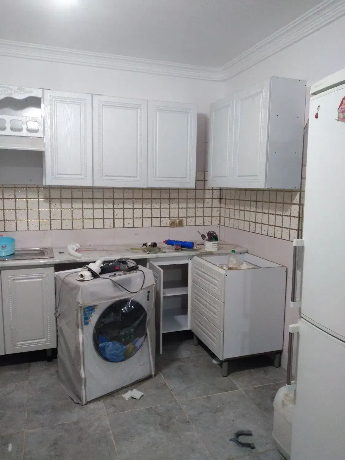 نصاب کابینت|خدمات پیشه و مهارت|بم, |دیوار