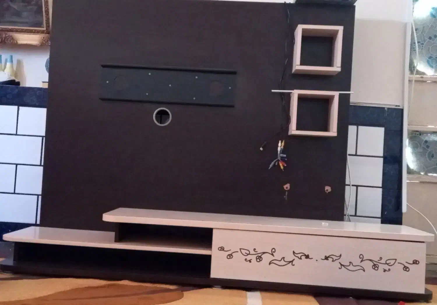 مقداری وسایل منزل به دلیل جابجائی|حراج|لالی, |دیوار