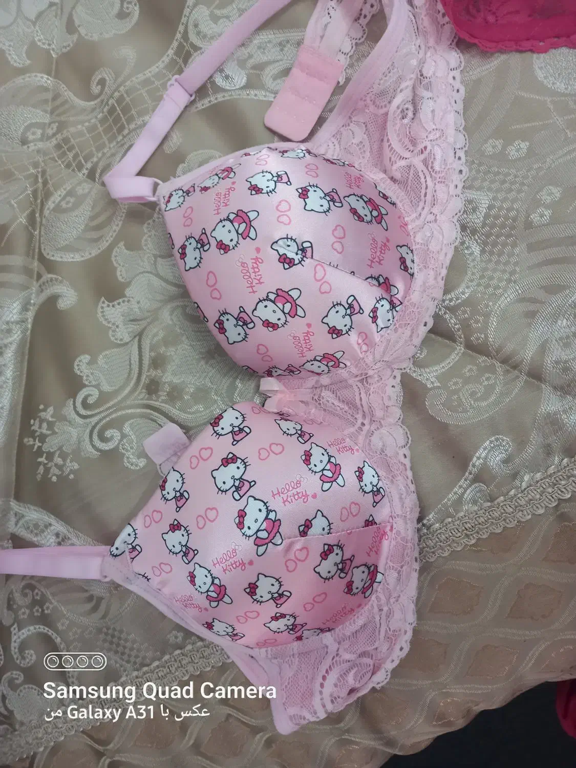 ست لباس زیر|لباس|قائن, |دیوار