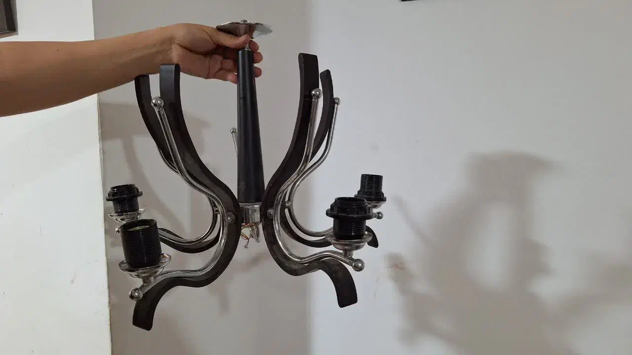 لوستر|لوستر و چراغ آویز|میانه, |دیوار