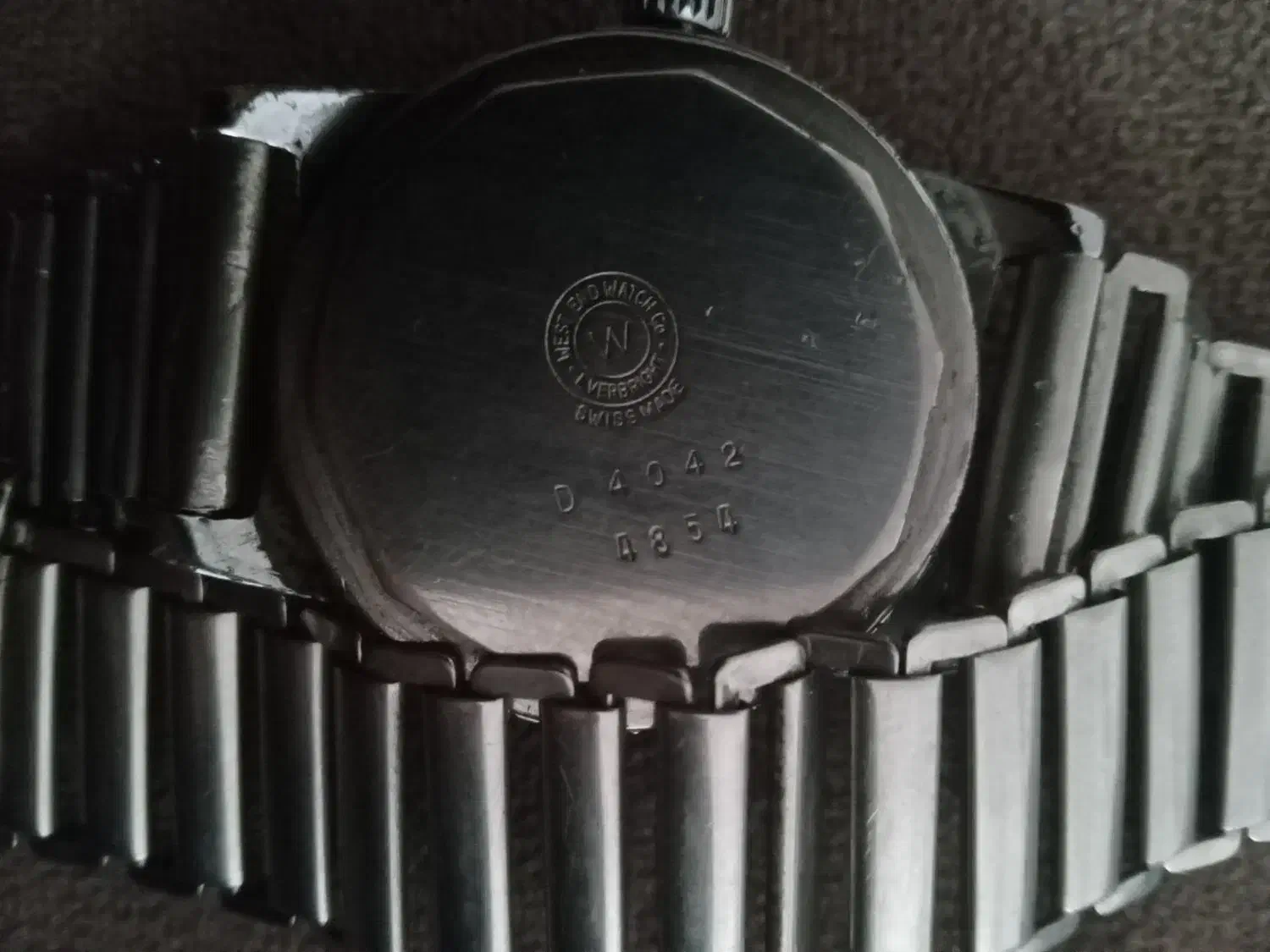 ساعت مچی|ساعت|قم, آلوچو|دیوار