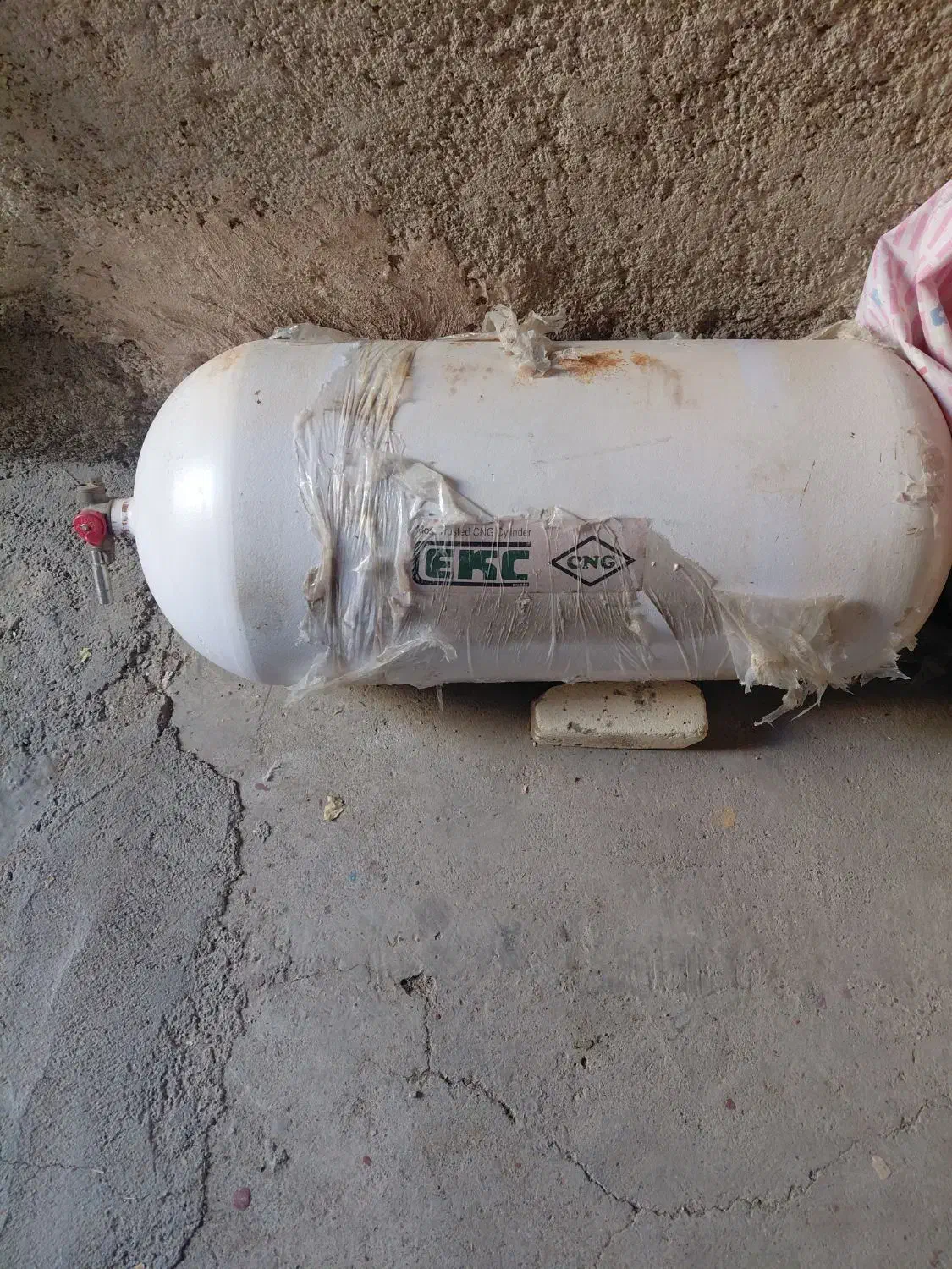 کپسول گاز CNG|قطعات یدکی و لوازم جانبی|لنجان, |دیوار