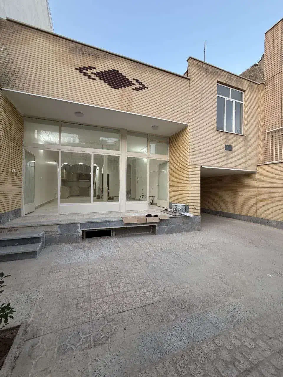 ویلایی درب به حیاط ۱۲۰متر خیابان عادلپور ( دربست )|اجارهٔ خانه و ویلا|اصفهان, طامه|دیوار