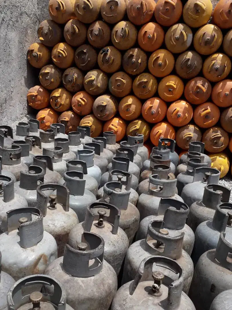 تعویض کپسول پر با خالی تحویل درب منزل شما|اجاق گاز و لوازم برقی پخت‌وپز|بندرعباس, |دیوار