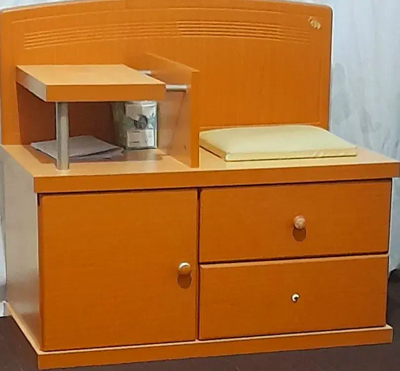 کمد و عروسک و چراغ خواب بچه ومیزتلفن|اسباب و اثاث بچه|سقز, |دیوار