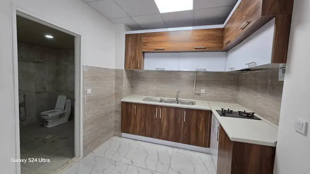 اجاره واحد تجاری در برج|اجارهٔ دفتر کار، اتاق اداری، مطب|رشت, گلسار|دیوار