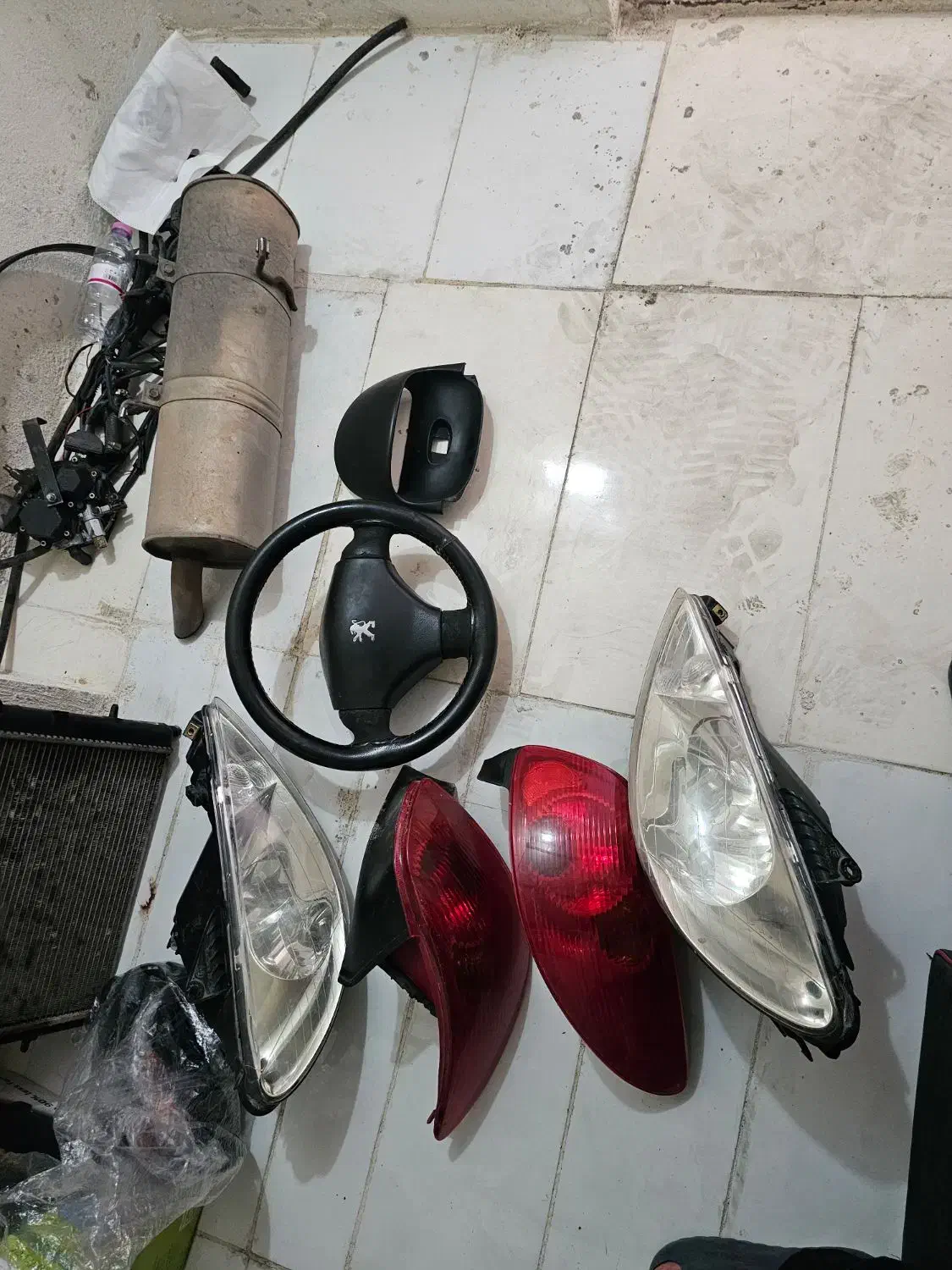 فنر پژو ۲۸ ا ، کمک فابریک، منبع فابریک،فرمان|قطعات یدکی و لوازم جانبی|شیراز, شهرک گلستان|دیوار