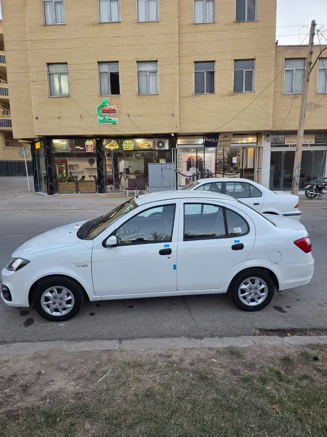 ساینا s با استاندارد ۸۵ گانه|خودرو سواری و وانت|بروجن, |دیوار