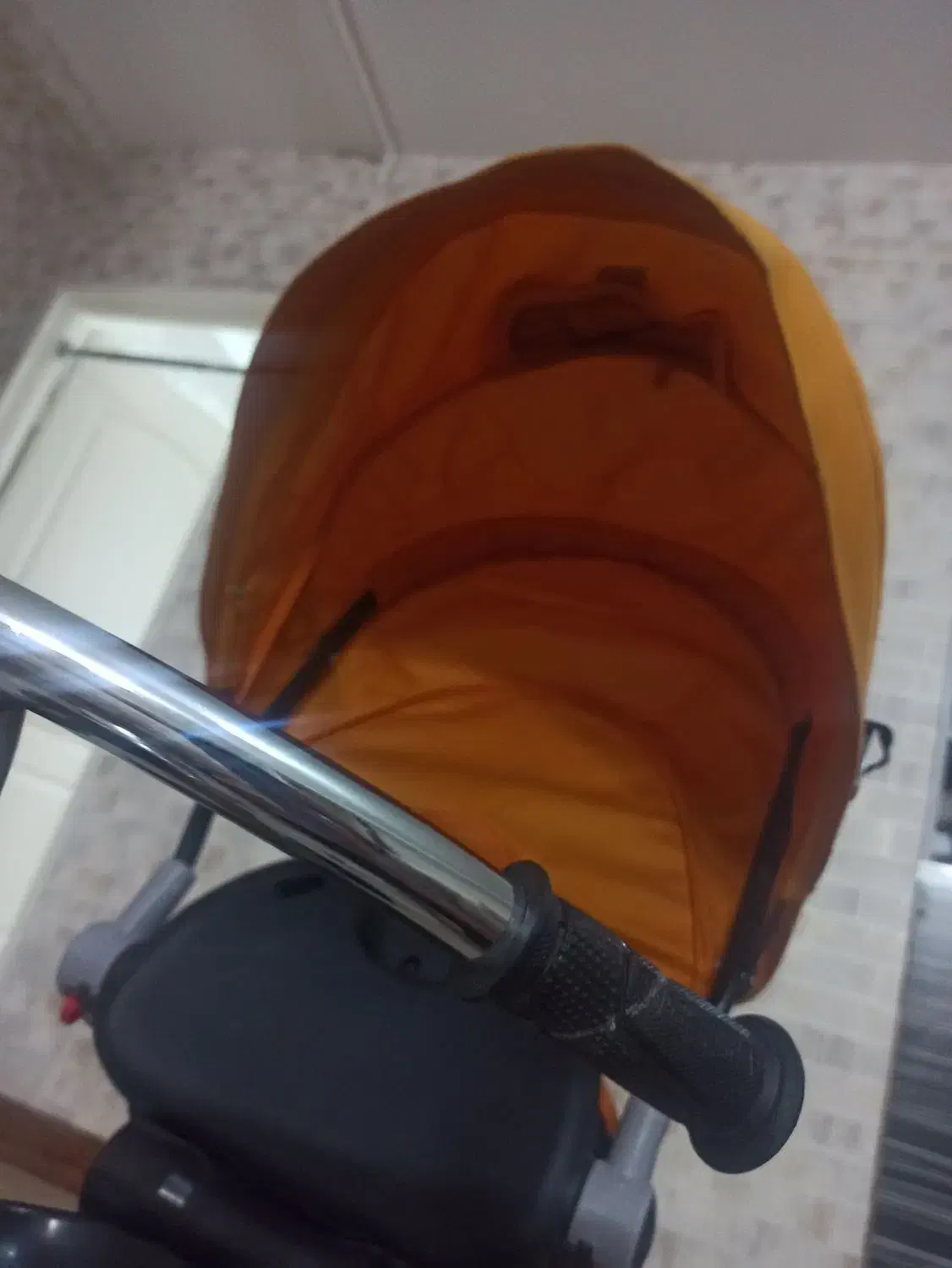 سه چرخه طلایی آلومینیم جنس خوب|دوچرخه، اسکیت، اسکوتر|قزوین, |دیوار