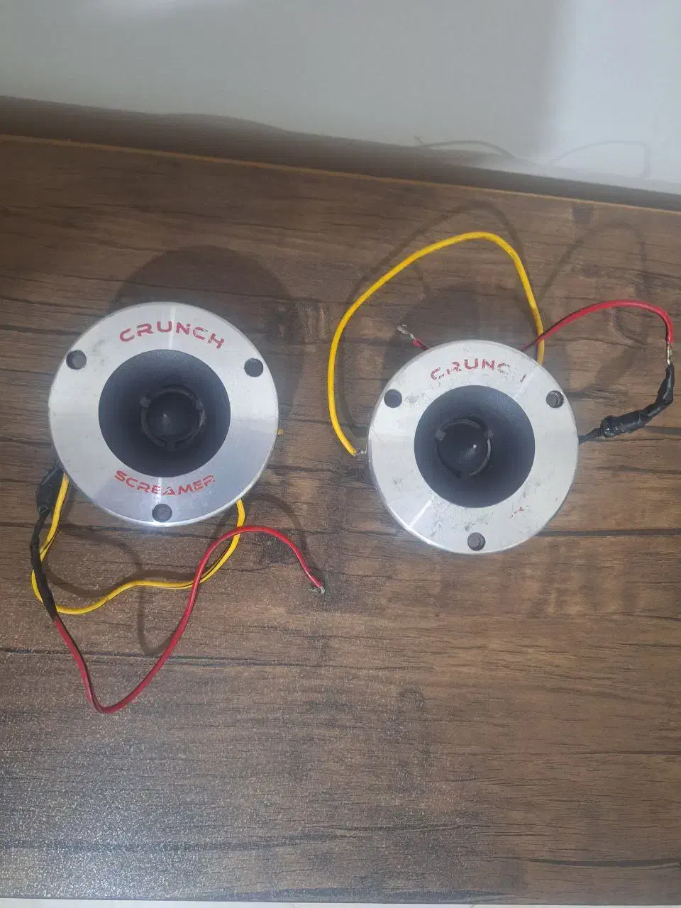 سوپر تیوتر آمریکایی|صوتی و تصویری|قدس, شهرقدس|دیوار