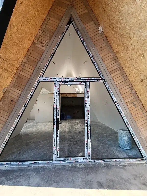 کارگر ونصاب حرفه ای پنجره upvc|خدمات پیشه و مهارت|پرند, فاز ۵|دیوار