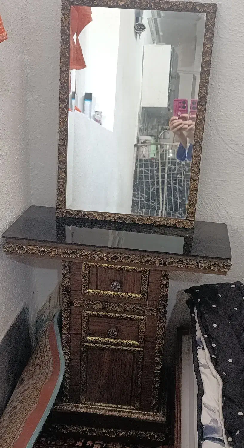 تخت خواب دو نفره|تخت و سرویس خواب|کاشان, بهشتی|دیوار