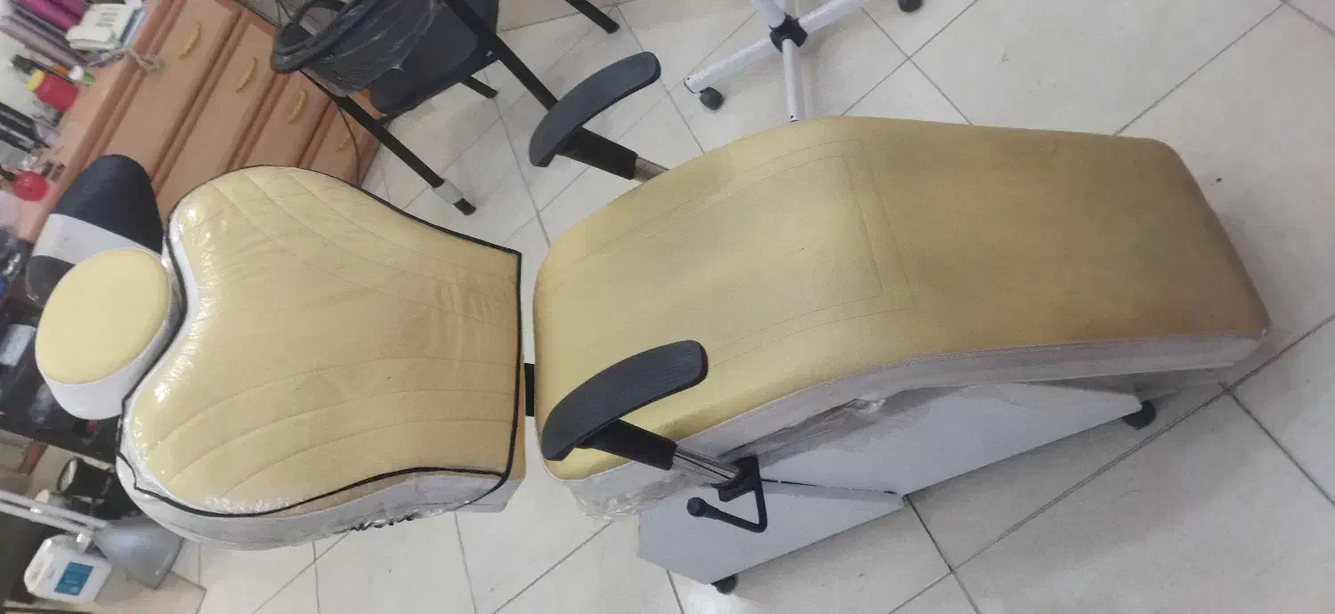 صندلی یونیت|آرایشگاه و سالن‌های زیبایی|بناب, |دیوار