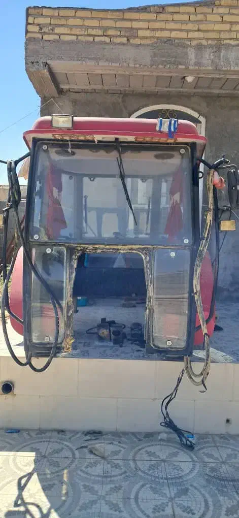 فروش کابین یا اتاق تراکتور|ماشین‌آلات صنعتی|جویم, |دیوار