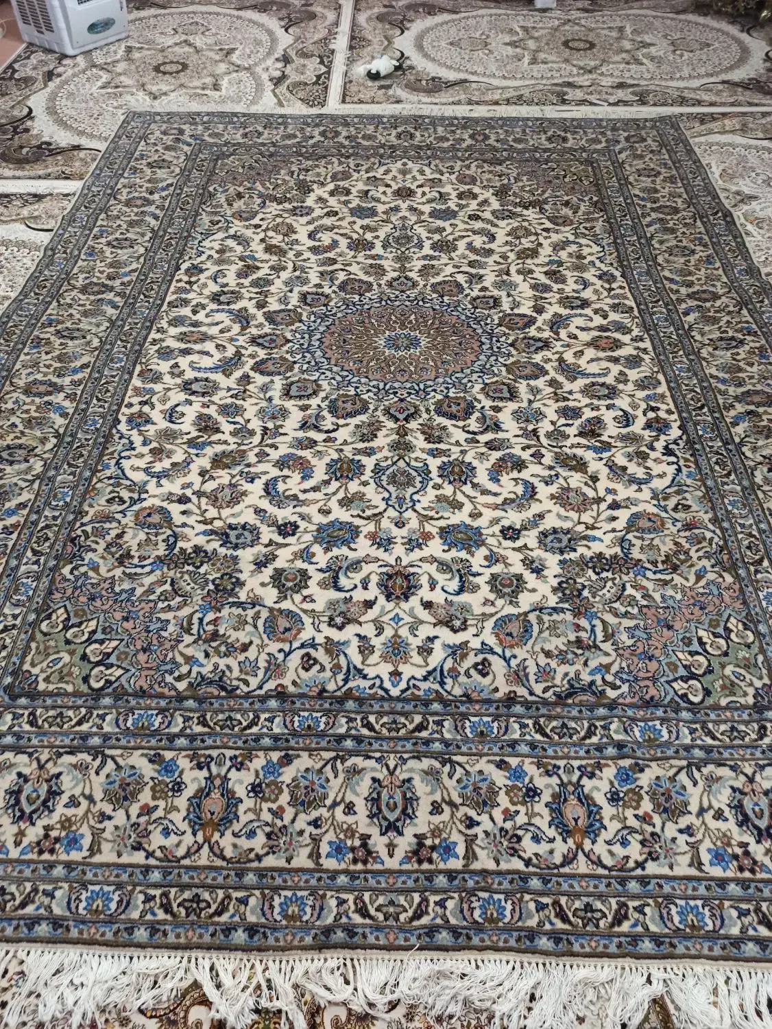 یک تخته فرش 12 متری دستبافت اردکان|فرش|تهران, ازگل|دیوار