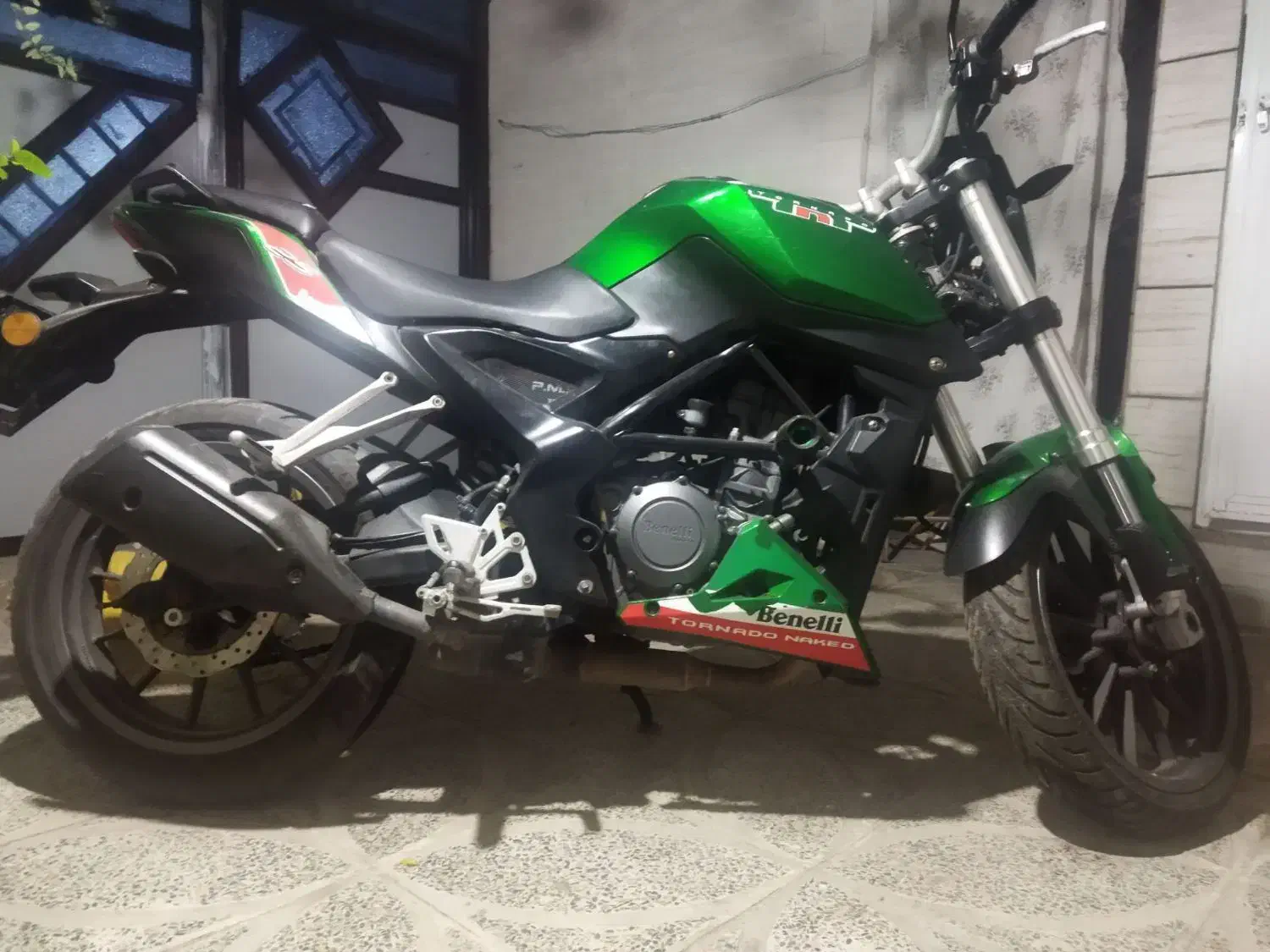 بنلی 250|موتورسیکلت|خرم‌آباد, |دیوار