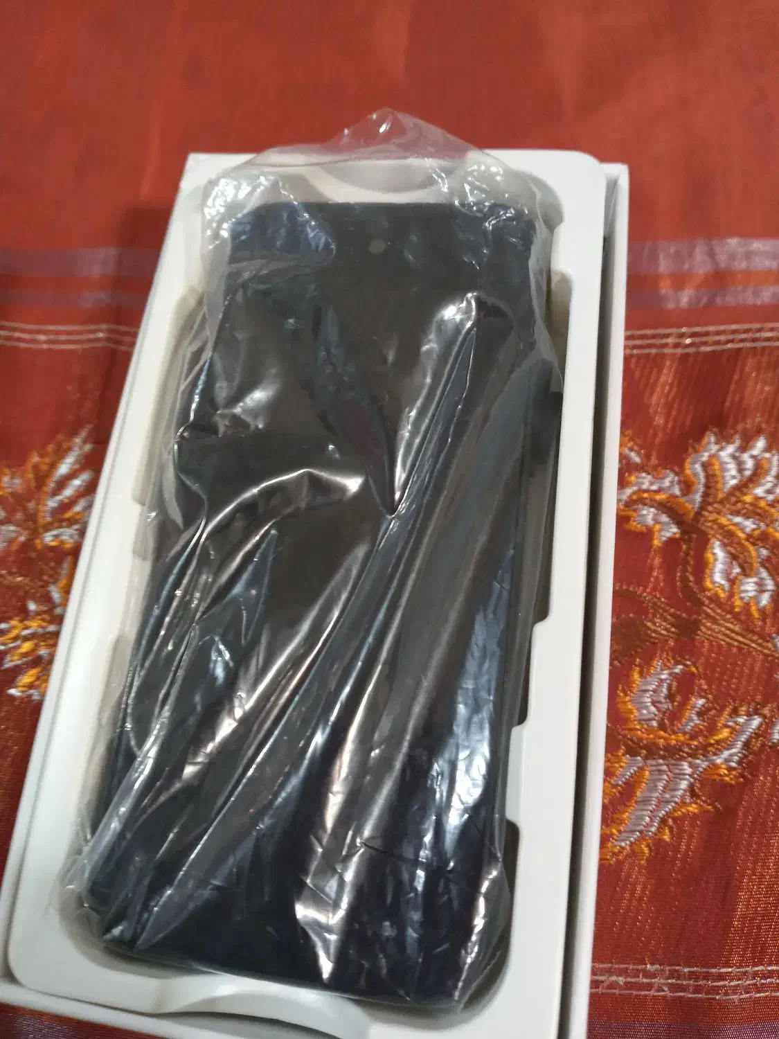 گوشی|موبایل|پرند, فاز ۶|دیوار