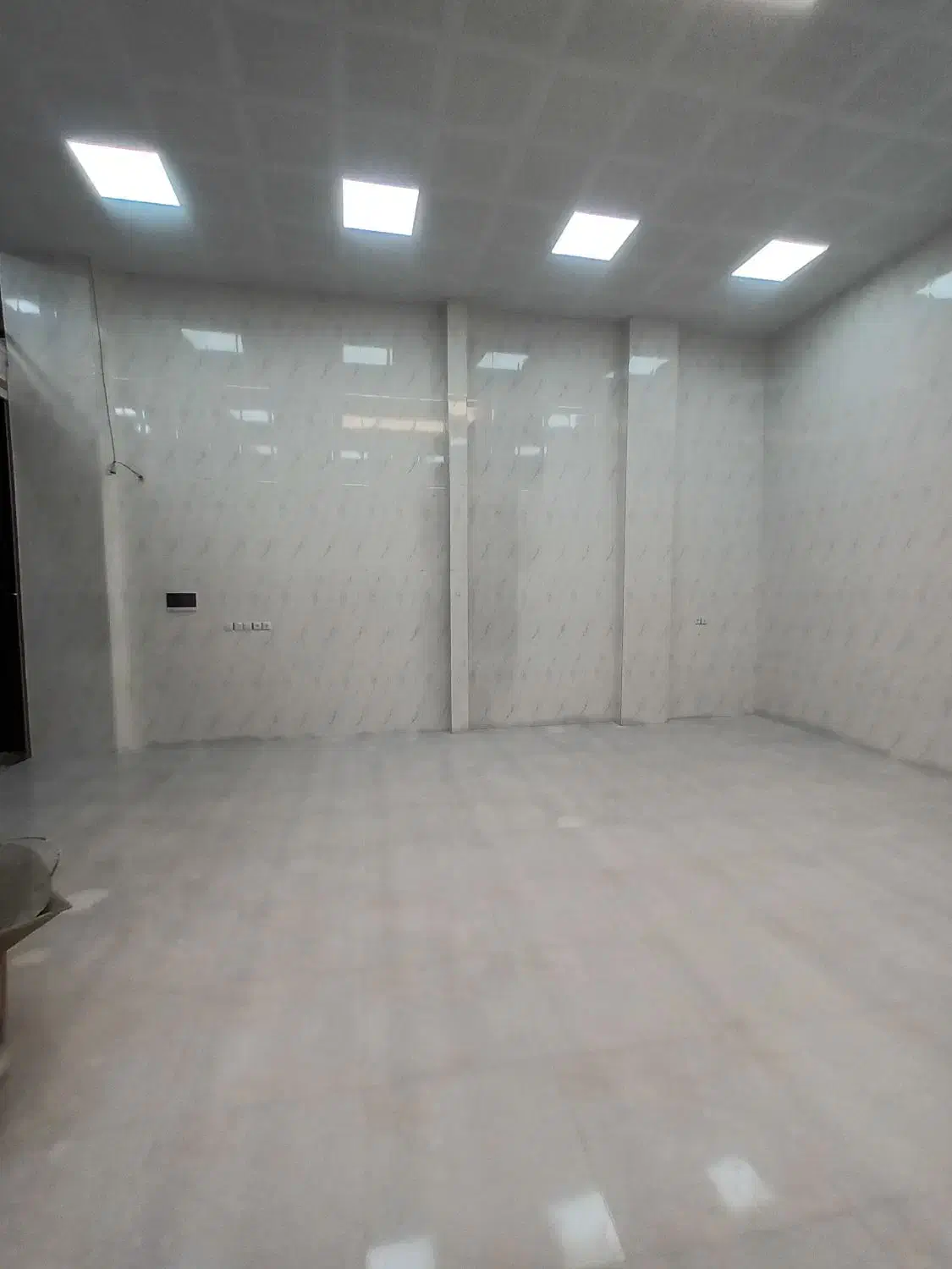 کاشی کار سنگ فرش نما موزائیک استخر اسلپ|خدمات پیشه و مهارت|ارومیه, |دیوار