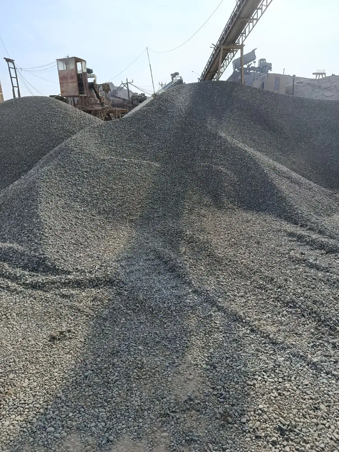 سنگ بادامی رودخانه ای|مصالح و تجهیزات ساختمان|اصفهان, براآن شمالی|دیوار