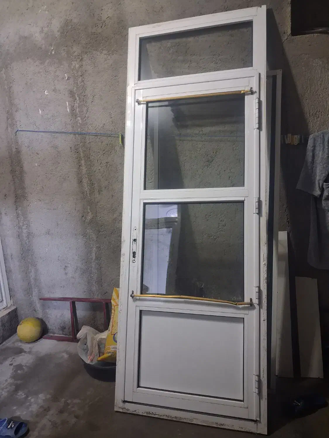 درب الومینیوم|مصالح و تجهیزات ساختمان|بیجار, |دیوار