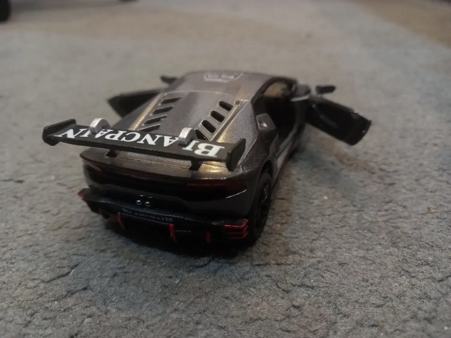 ماشین ماکت فلزی مسابقه ای - Lamborghini huracan|اسباببازی|قائمشهر, |دیوار