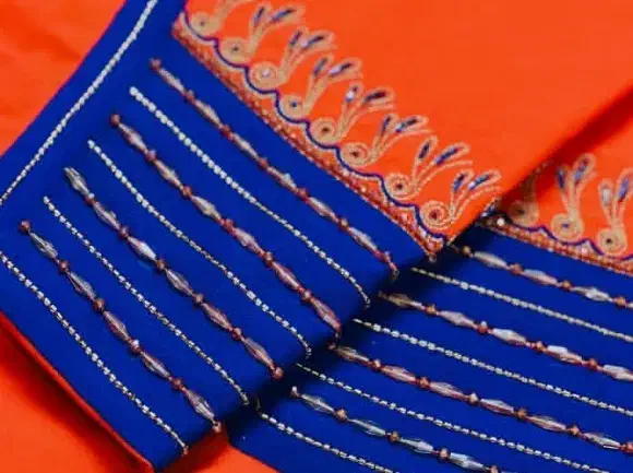 پایه شلوار گلابتونی|لباس|قشم, |دیوار