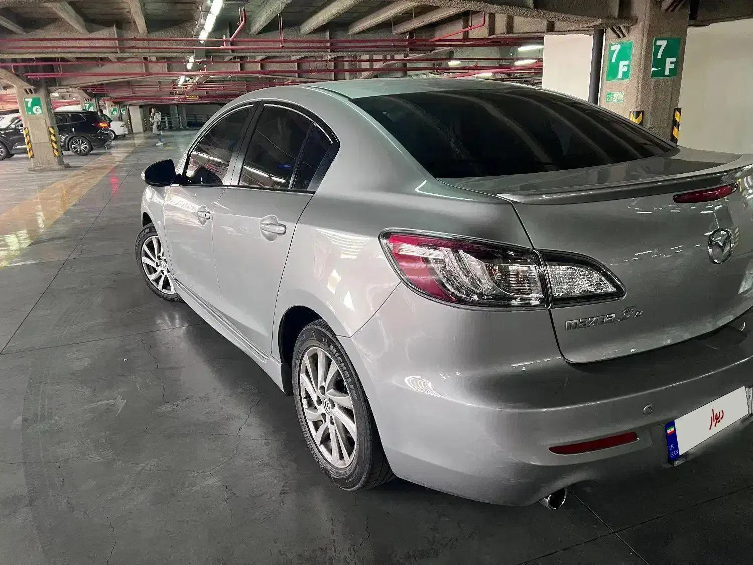 مزدا نیو۹۷|خودرو سواری و وانت|تهران, شوش (باغ آذری)|دیوار