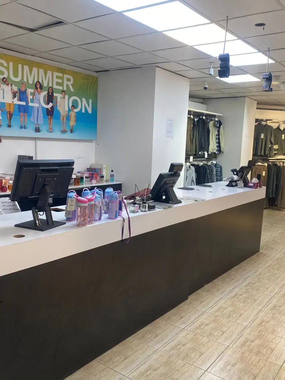 استخدام نیروی اقا و خانم|استخدام خدمات فروشگاه و رستوران|ماکو, |دیوار