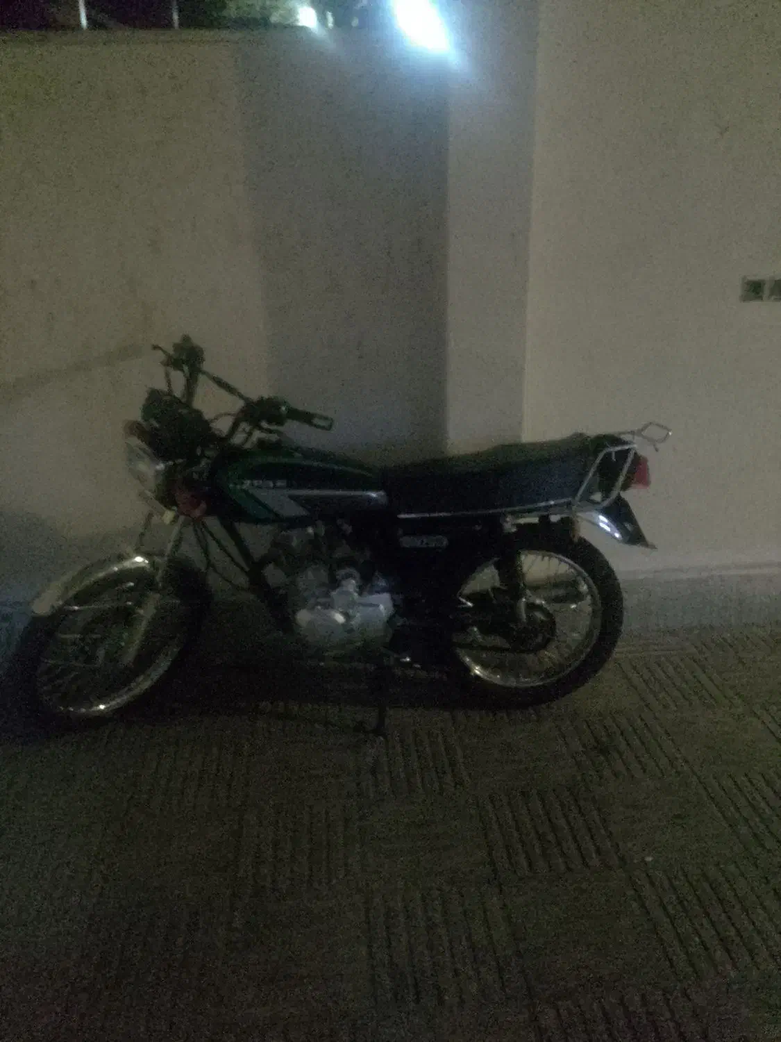 مدل 1390|موتورسیکلت|تهران, قلهک|دیوار