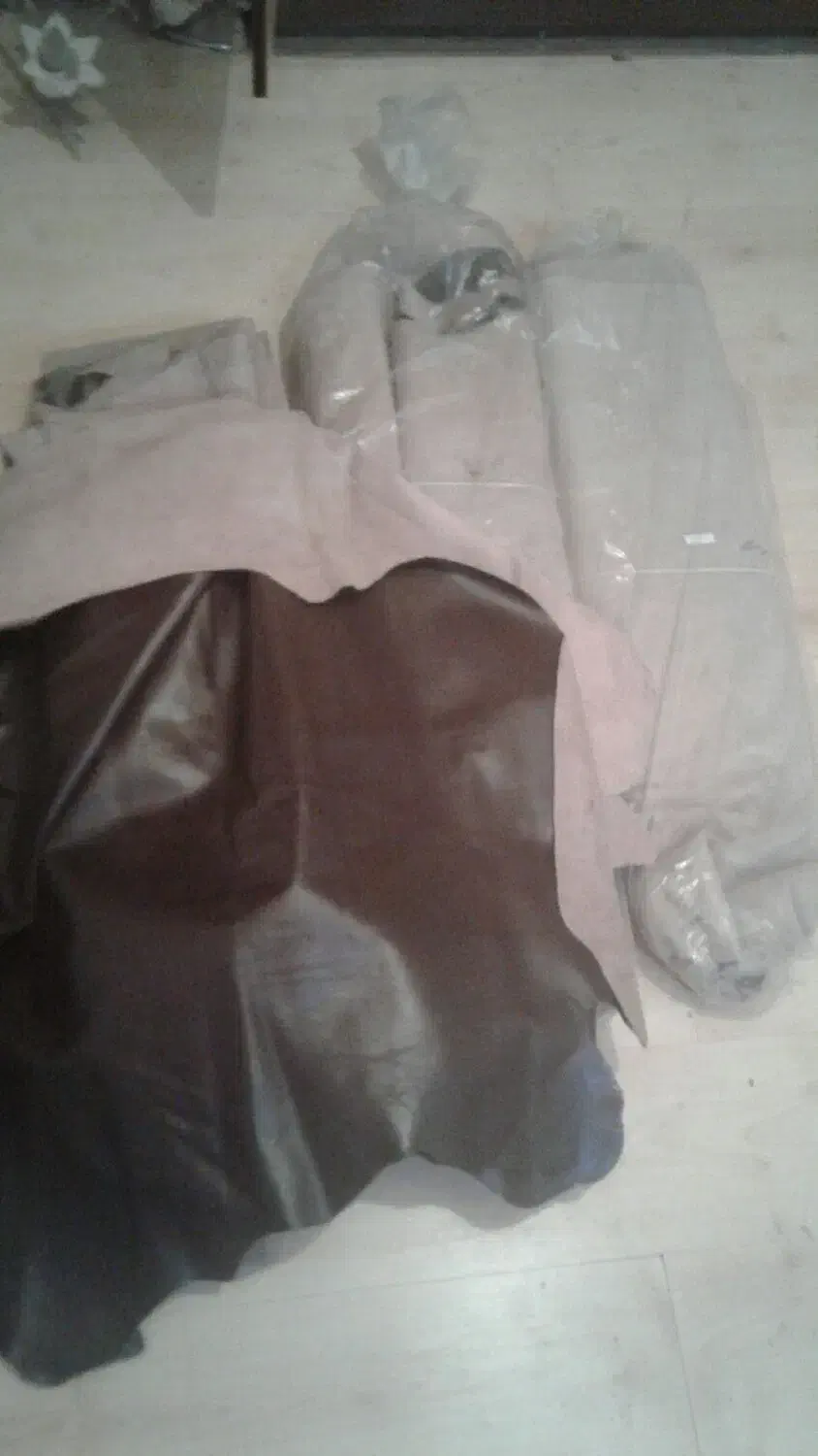 چرم گاوی طاقه ای|کیف، کفش، کمربند|مشهد, عامل|دیوار