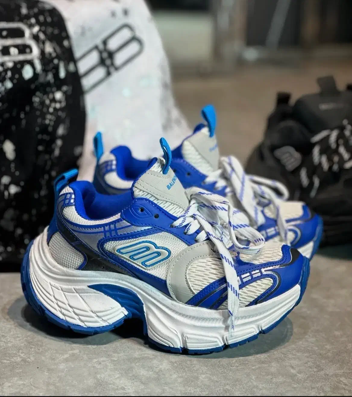 کتونی بالنسیاگا خفن|کیف، کفش، کمربند|اسلامشهر, شهرک مفیدی|دیوار